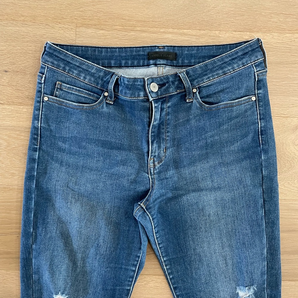 Uniqlo womens jeans with rips
